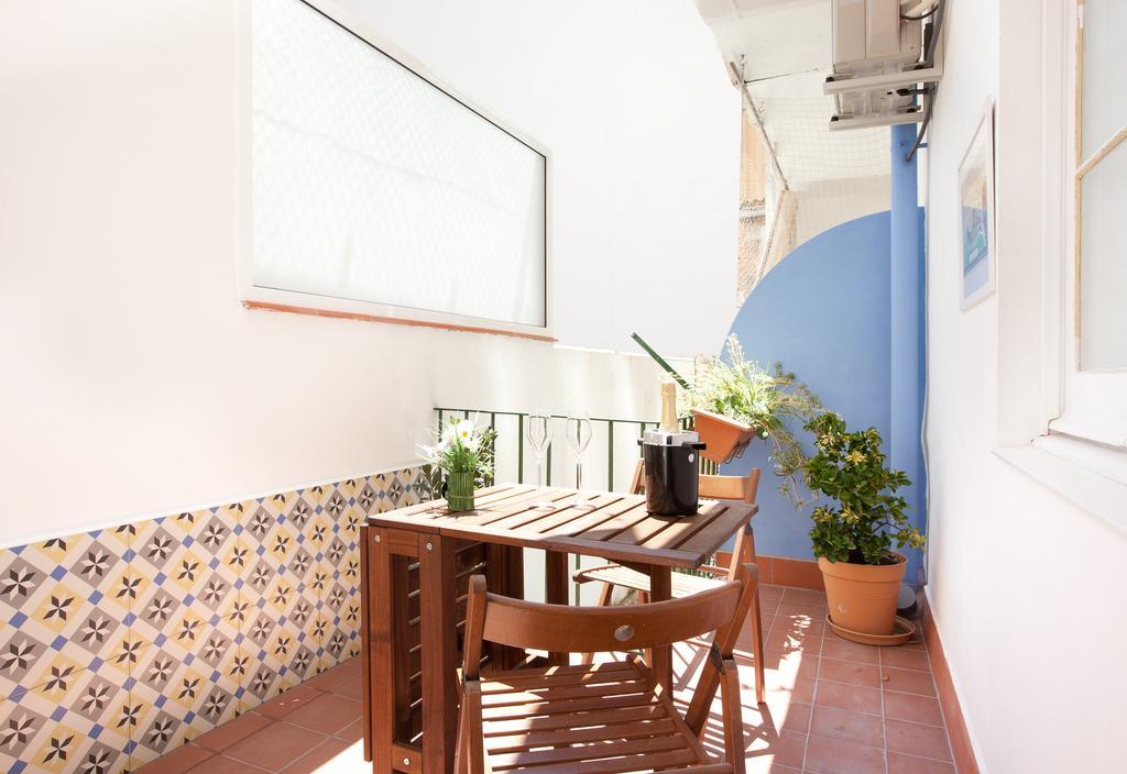 Centric Apartment El Molino Theater P1 Barcelona Room photo